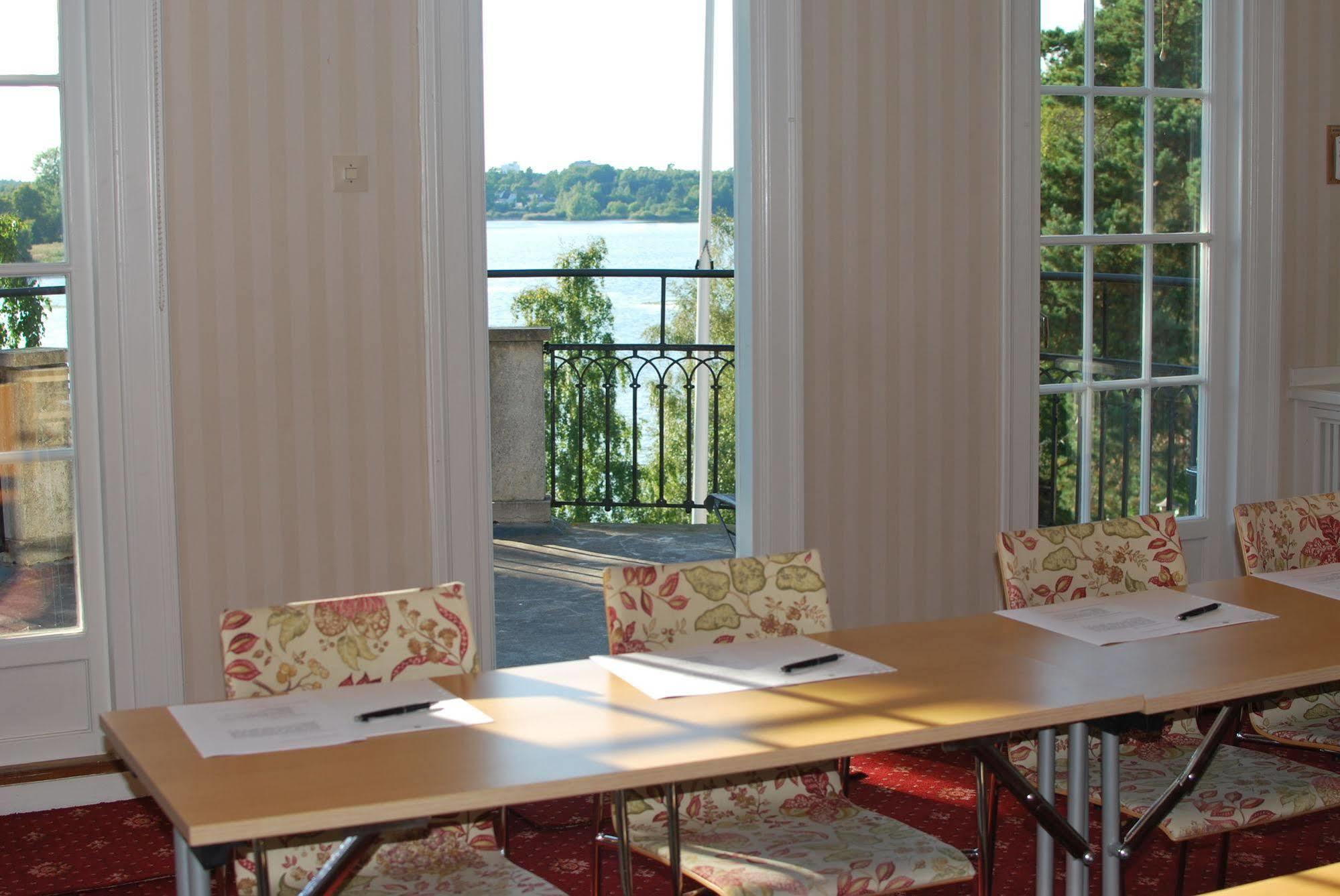 Hotel Balingsholm Huddinge Exterior foto